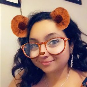 Meet your Posher, Fabiola